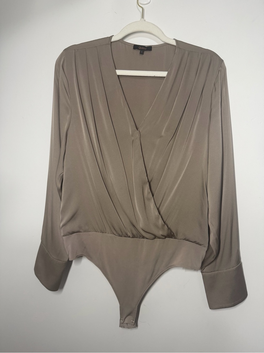SOLD OUT Quince Morel Grey Washable Mulberry Silk Bodysuit L
